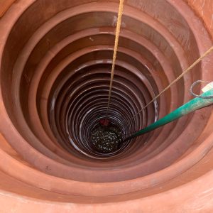 കളിമണ്ണ് കിണർ റിങ്ങുകൾ